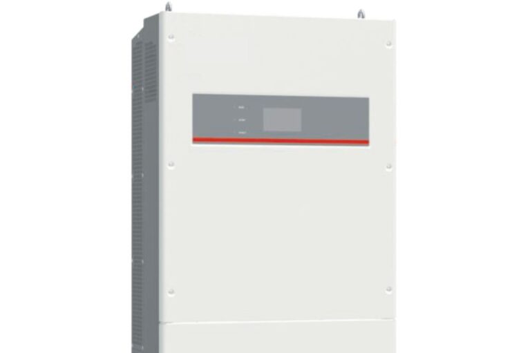15-40KW Three Phase all in one hybrid inverter for small and medium industrial and commercial use